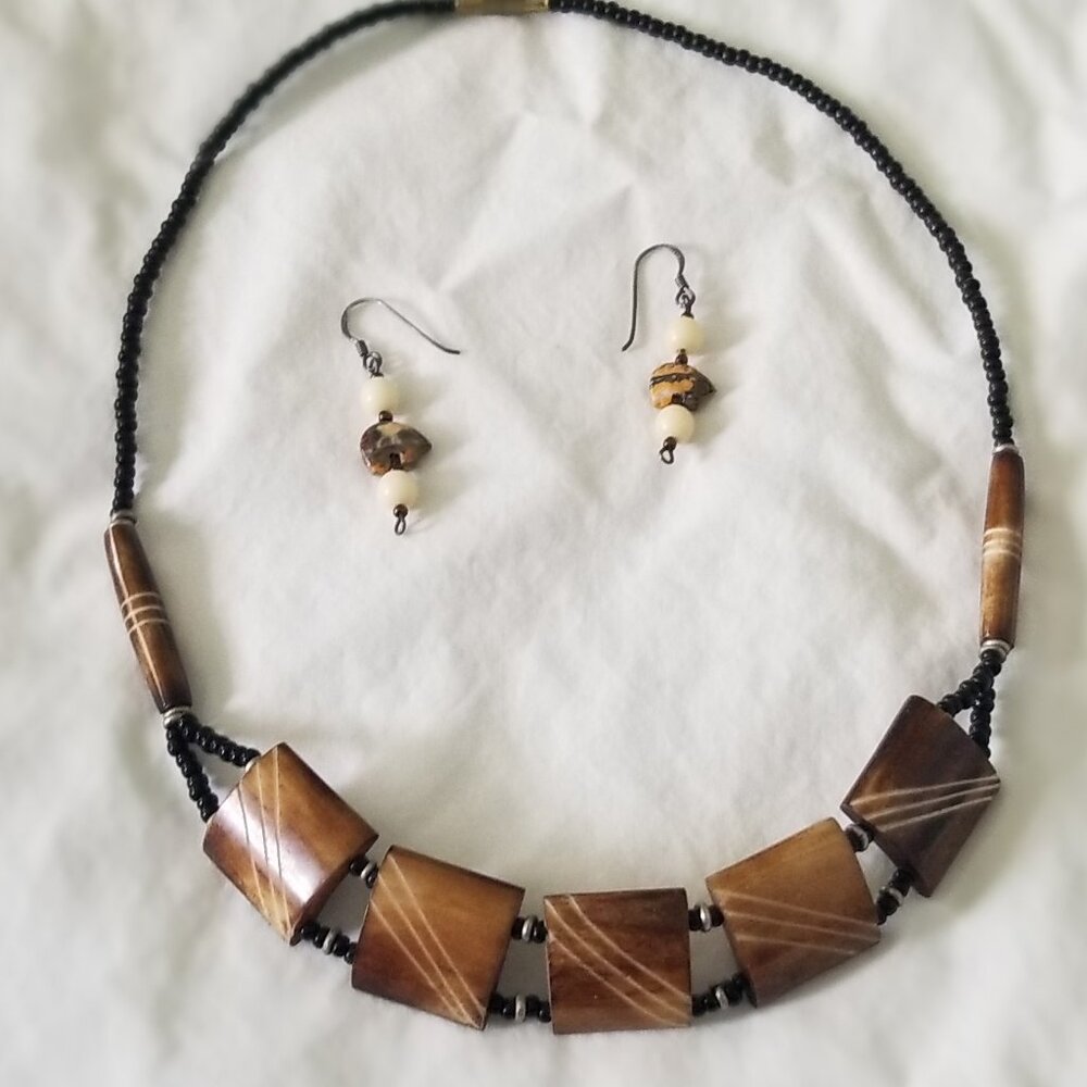 Vintage Bead for Life Brown Necklace with matching earrings